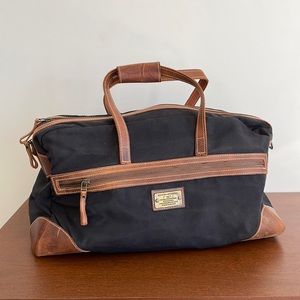 Excellent used condition rare Tilley Endurables duffel bag.